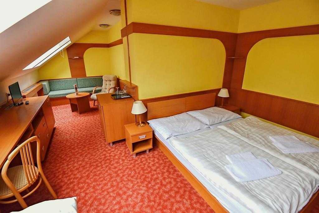 Čeladná Hotel Prosper מראה חיצוני תמונה